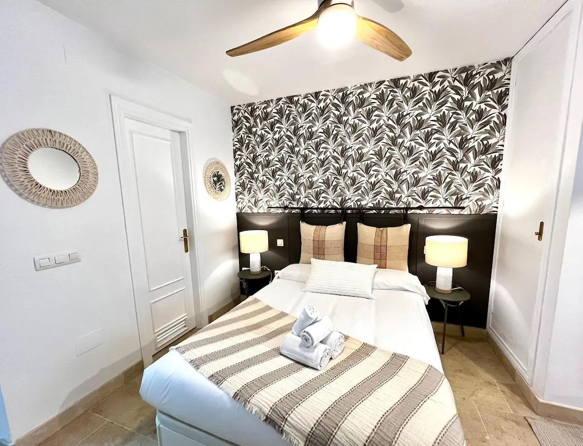 Modern Apartment In Juan De Austria Málaga Spanien